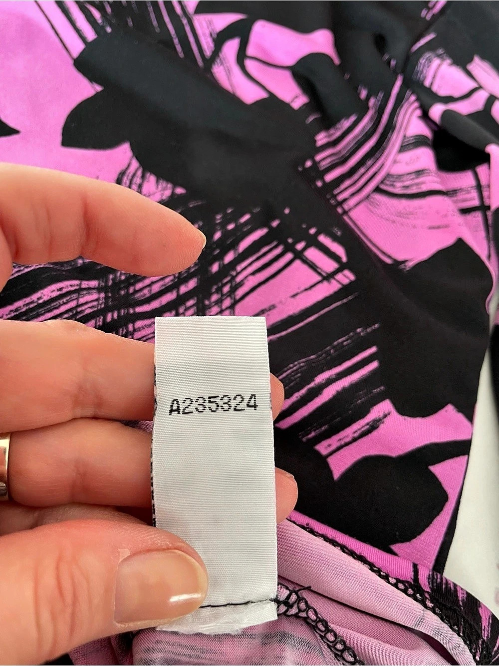 Bob Mackie Wearable Art Pink Black Abstract Floral Brushstroke Top XXS - Picture 9 of 9
